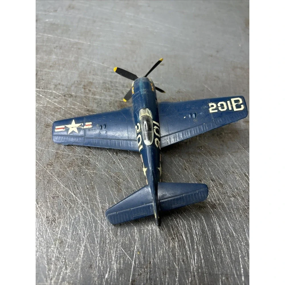 1/72 Scale Built Plastic Grumman F8F-2 Bearcat Plane‎ Assembled Model